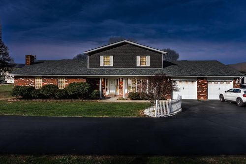 4487 E Ky 8, Vanceburg, KY, 41179-8177 | Card Image