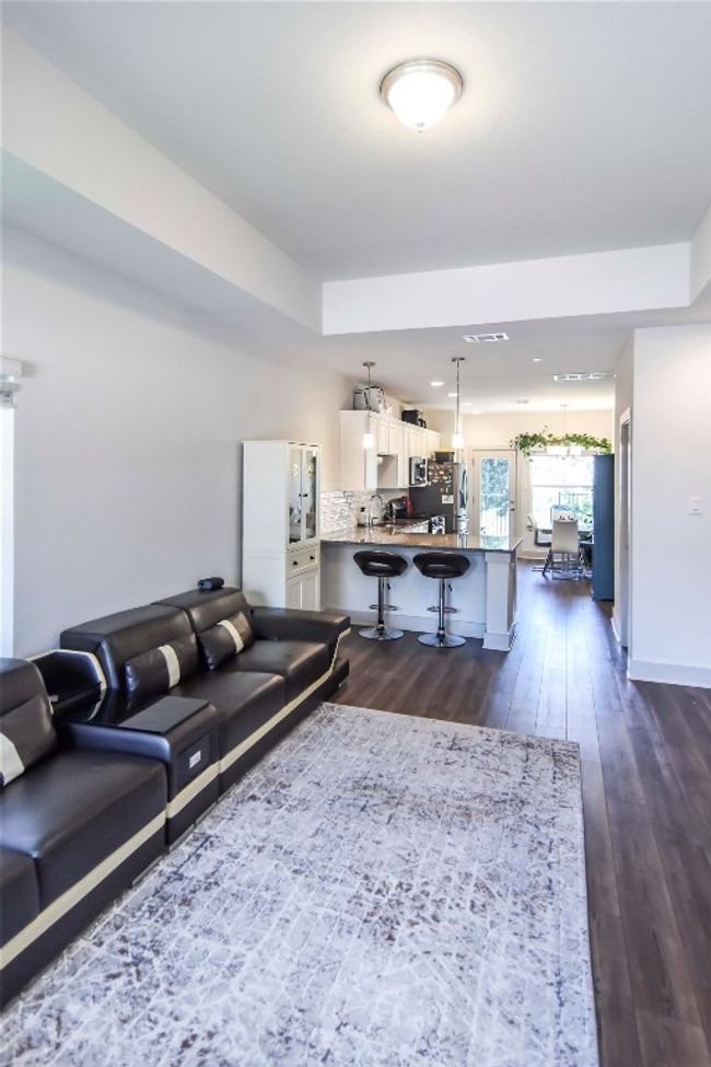 2252 Local Rebel Loop, Townhouse with 3 bedrooms, 3 bathrooms and 2 parking in Leander TX | Image 5