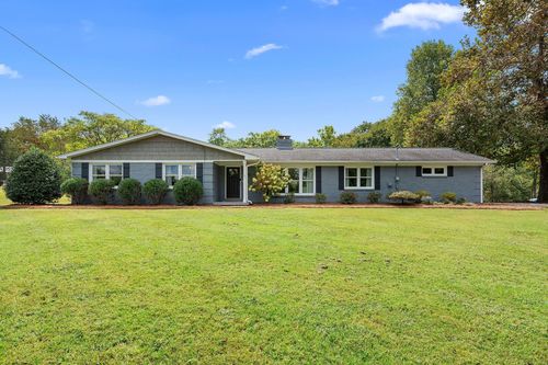 2337 Les Robinson Rd, Columbia, TN, 38401-1331 | Card Image