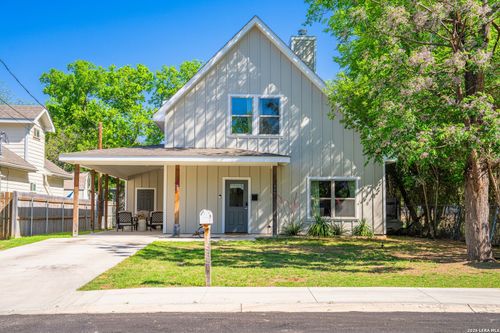 430 C St, Kerrville, TX, 78028-3583 | Card Image