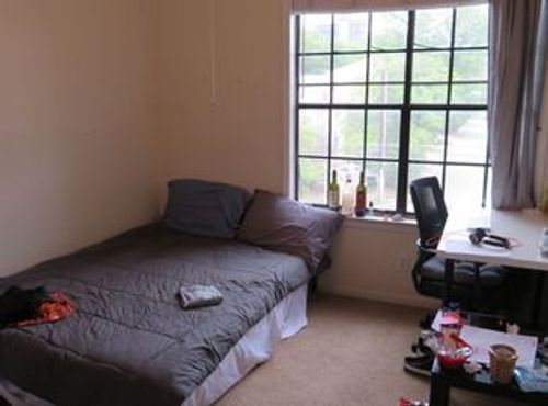 apt-302-2300 Leon St, Austin, TX, 78705-4664 | Card Image