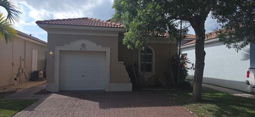 2110 Ne 37th Rd, Homestead, FL, 33033-5144 | Card Image