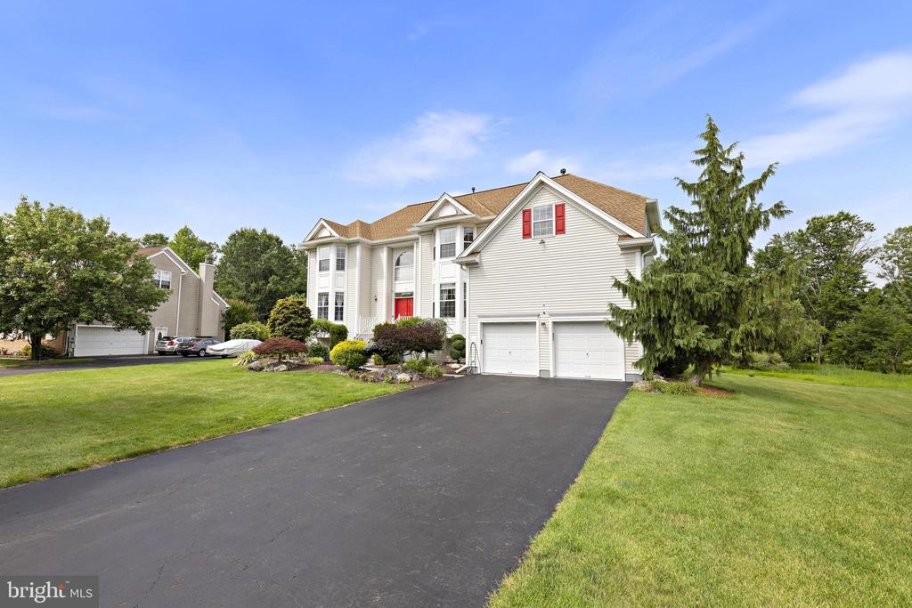 Residential in EAST WINDSOR 4