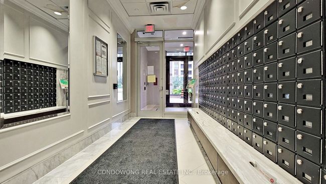 802 - 38 Cedarland Dr, Condo with 3 bedrooms, 2 bathrooms and 1 parking in Markham ON | Image 38