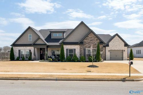 102 Jackson Trace Ct, Meridianville, AL, 35759-1833 | Card Image