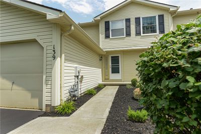 139 Courtshire Lane, Condo with 2 bedrooms, 1 bathrooms and null parking in Penfield NY | Image 1