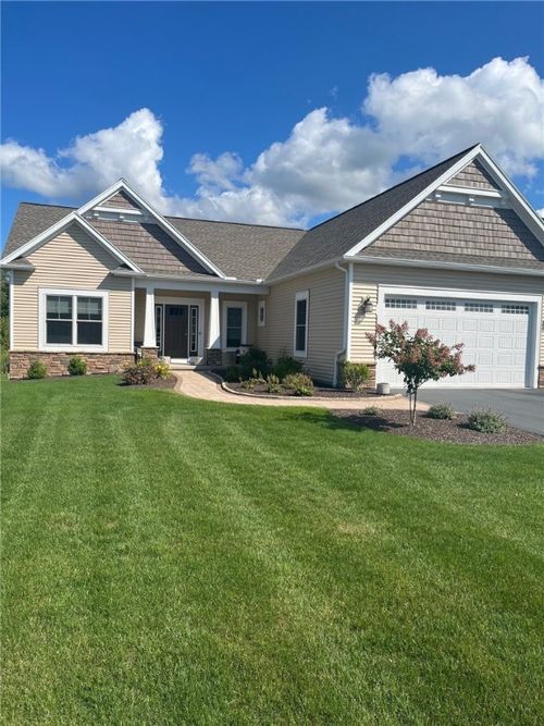6123 Villa Fina Dr, Ontario, NY, 14519-9229 | Card Image