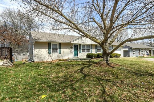 6026 W 54th Ter, Mission, KS, 66202-1631 | Card Image