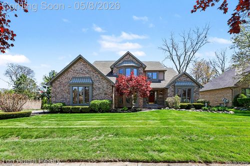 50492 Heatherwood Ln, Shelby Township, MI, 48317-1439 | Card Image