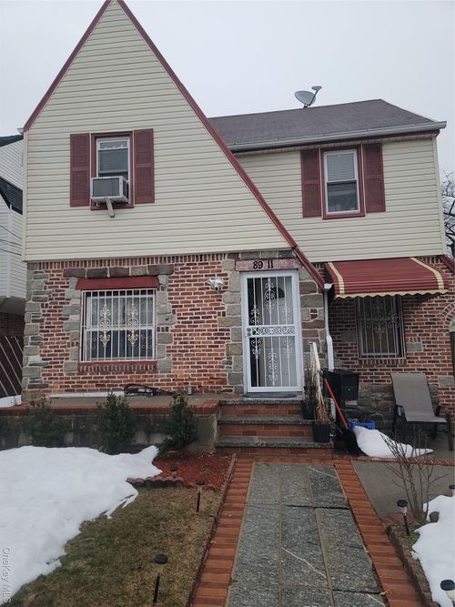 89-11 207th St, Queens Village, NY, 11427-2238 | Card Image