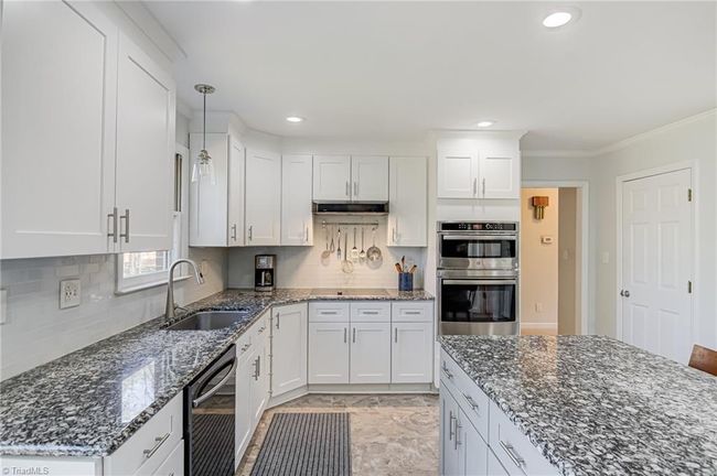 2417 Sattsgate Dr, House other with 4 bedrooms, 5 bathrooms and null parking in Lewisville NC | Image 9