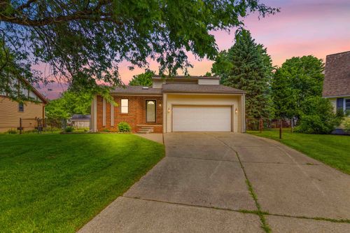514 Rochelle Ct, East China, MI, 48054-4738 | Card Image