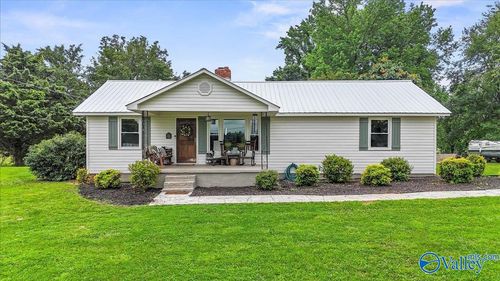 1760 Horseshoe Bend Rd, Scottsboro, AL, 35769-8802 | Card Image