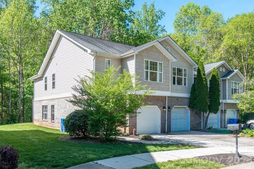 125 Sherman Oaks, Mooresville, NC, 28115-2975 | Card Image