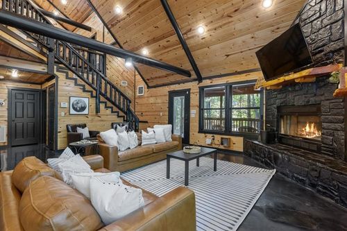 169 Driftcast Road, Broken Bow, OK, 74728 | Card Image