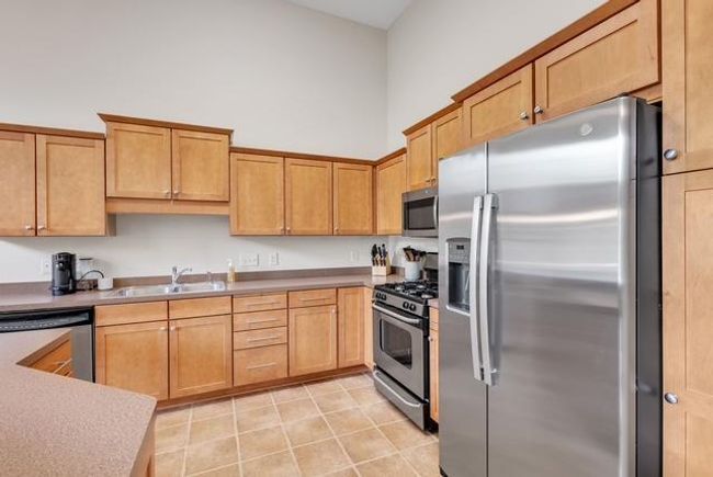 Kitchen 2 | Image 6
