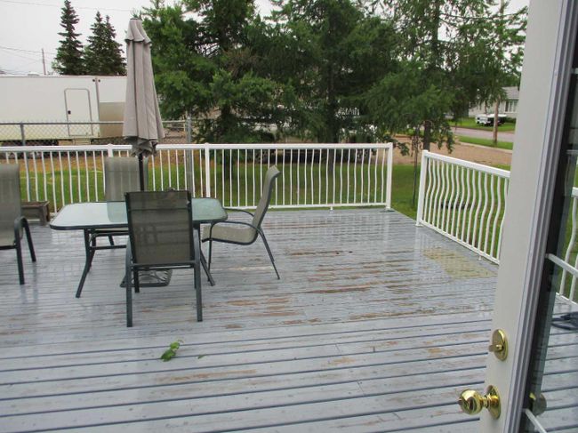 #308 6th Avenue Se, Home with 4 bedrooms, 2 bathrooms and 2 parking in Manning AB | Image 24