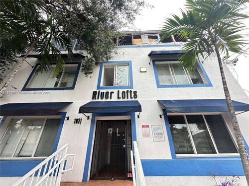 apt-206-1021 Nw 3rd St, Miami, FL, 33128-1195 | Card Image