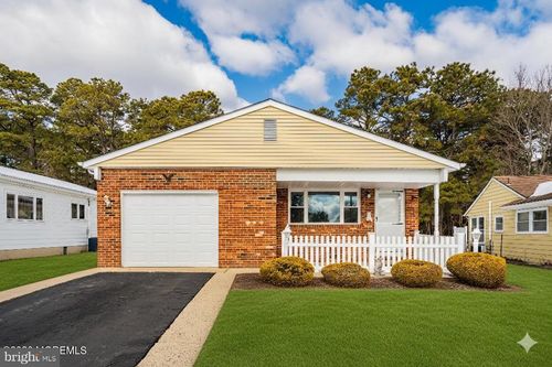 419 Costa Mesa Dr, Toms River, NJ, 08757-5735 | Card Image