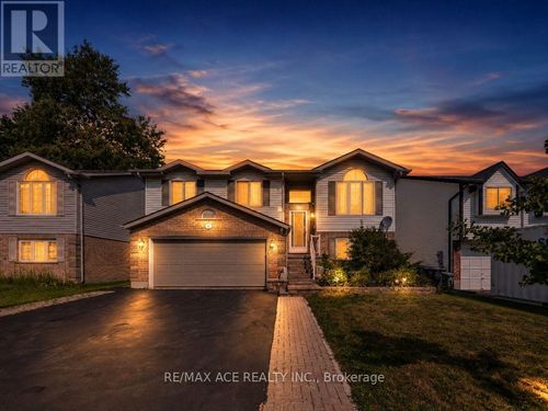 46 Mclachlan Pl, Guelph, ON, N1H8K4 | Card Image