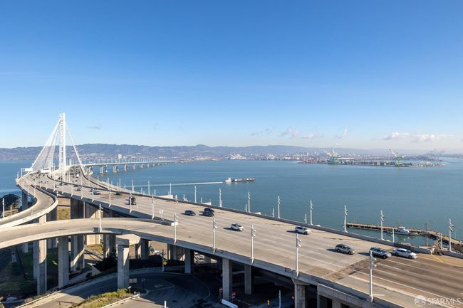 211 - 1 Bristol Ct, Condo with 1 bedrooms, 1 bathrooms and 1 parking in San Francisco CA | Image 26