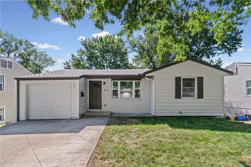 8033 Ne San Rafael Dr, Kansas City, MO, 64119-4230 | Card Image