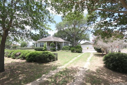 6359 Cooksey Rd, Adkins, TX, 78101-2241 | Card Image