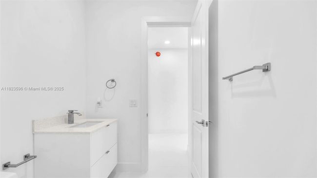 15455 Sw 232 Nd St, House other with 5 bedrooms, 4 bathrooms and null parking in Miami FL | Image 27