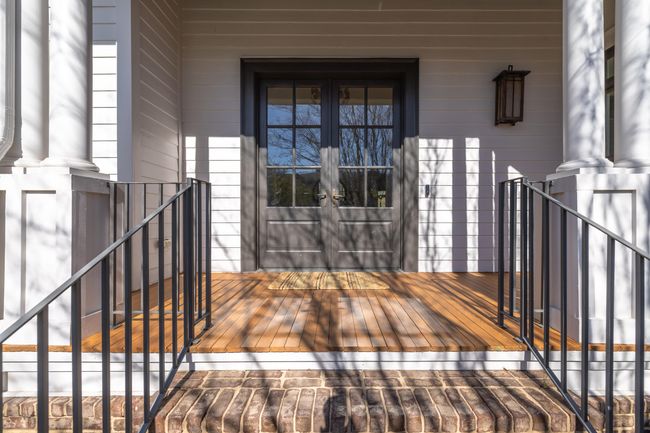 Full Front Porch | Image 47