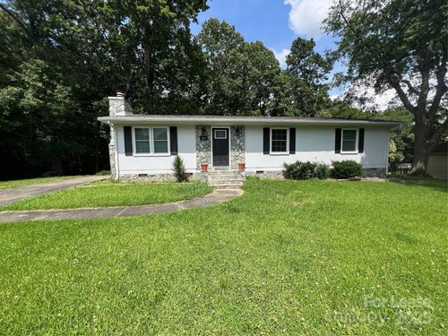 614 Washington St, Cramerton, NC, 28032-1221 | Card Image