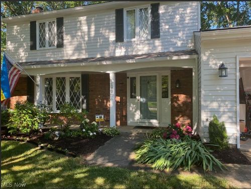 189 Parsons Dr, Avon Lake, OH, 44012-1837 | Card Image