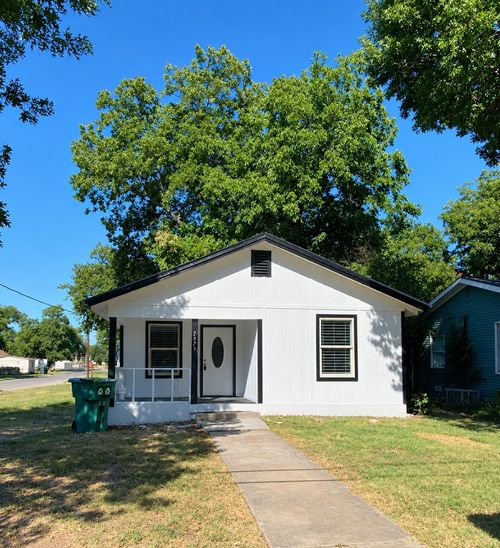 2020 S Branch St, Sherman, TX, 75090-8907 | Card Image