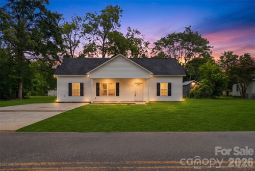 354 Hart St, Heath Springs, SC, 29058 | Card Image