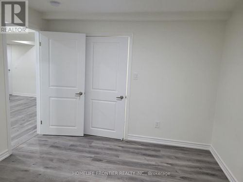73 Bannister Rd, Barrie, ON, L9J0L6 | Card Image