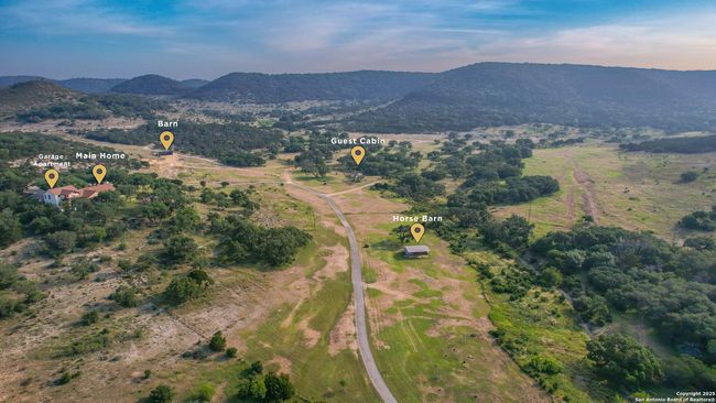 1401 Cedar Mesa Rd, Home with 3 bedrooms, 2 bathrooms and null parking in Tarpley TX | Image 4