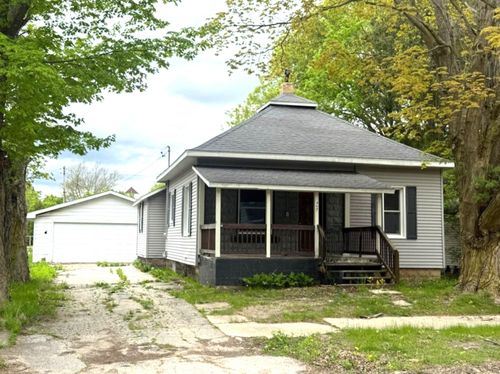 407 Thomas St, Scottville, MI, 49454-1067 | Card Image