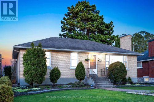 243 Compton Avenue, Ottawa, ON, K2B5A8 | Card Image