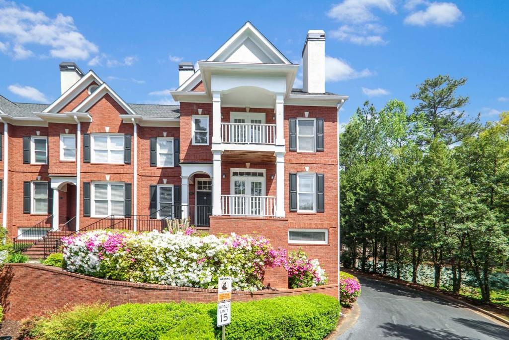 Paces Point Cir, Smyrna, GA 30080