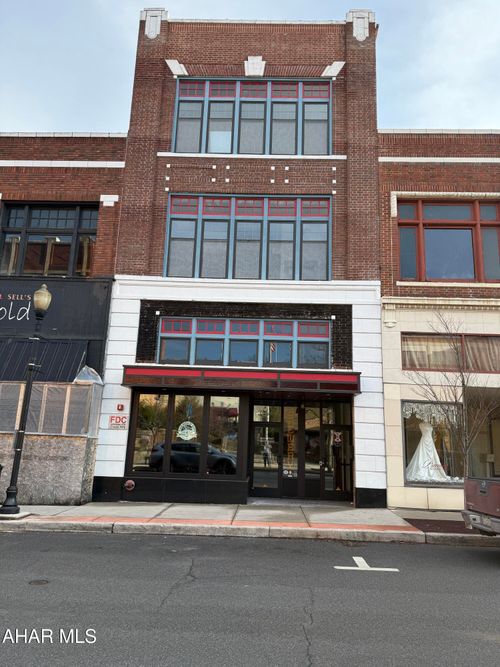 1415 11th Ave, Altoona, PA, 16601-3303 | Card Image