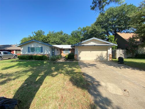 2711 Olympia Drive, Arlington, TX, 76013 | Card Image