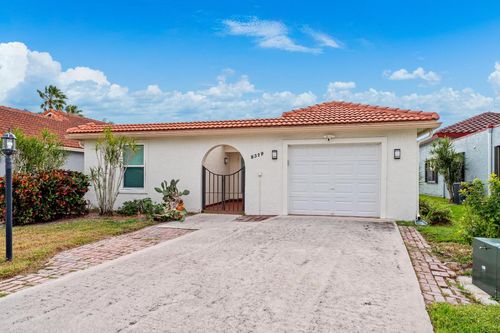 8329 Bonita Isle Dr, Lake Worth, FL, 33467-5528 | Card Image