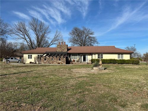 2405 S Stilwell St, Pittsburg, KS, 66762-6533 | Card Image
