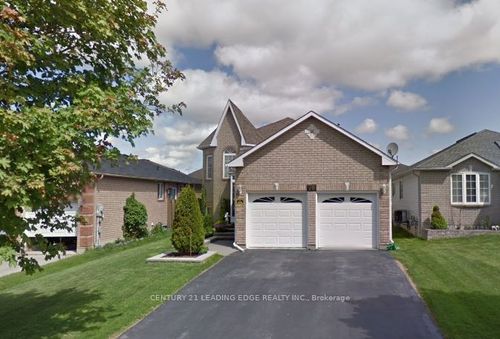 76 Srigley St, Barrie, ON, L4N0L7 | Card Image