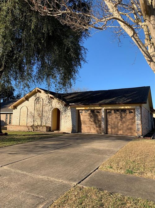 12418 South Dr, Houston, TX, 77099-2424 | Card Image