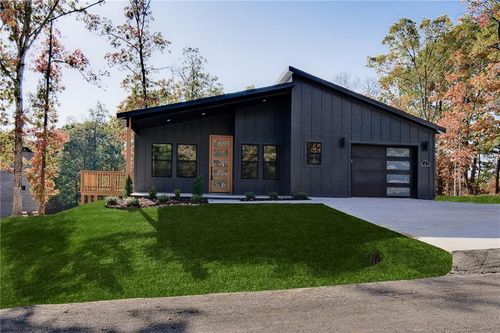 17 Islay Dr, Bella Vista, AR, 72715-3802 | Card Image