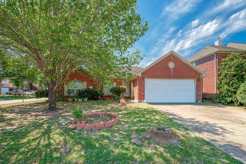 8918 Rustling Leaves Road, Houston, TX, 77083 | Card Image