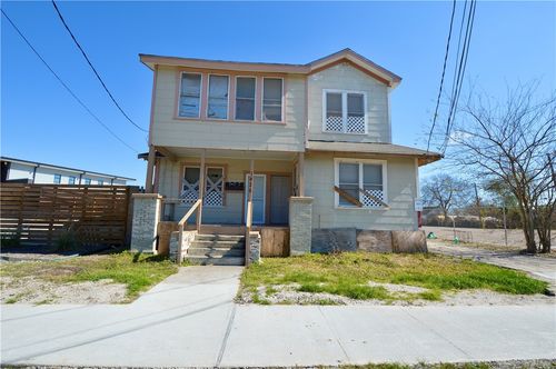 1426 S Brownlee Blvd, Corpus Christi, TX, 78404-3140 | Card Image