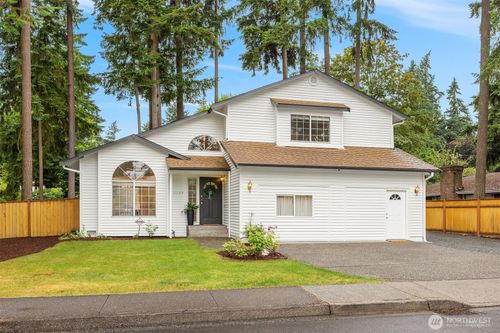 11109 116th Ave Ne, Kirkland, WA, 98033-5083 | Card Image