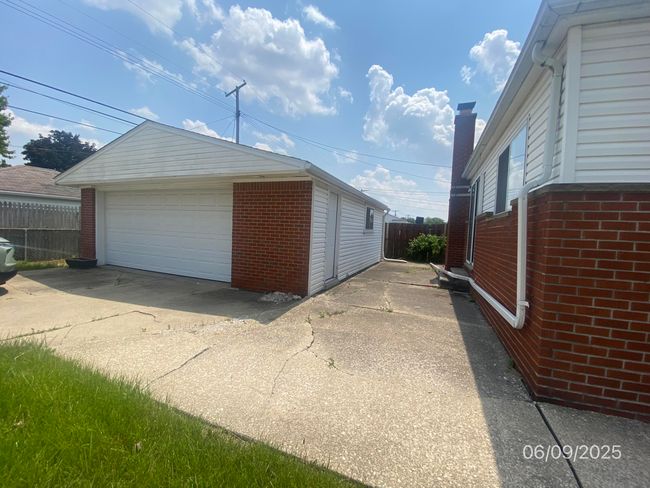 15413 Kennebec St, House other with 3 bedrooms, 1 bathrooms and null parking in Southgate MI | Image 17