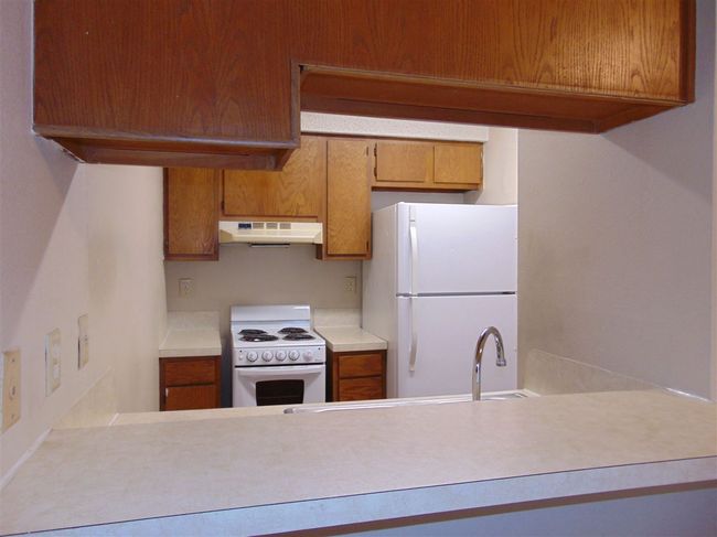 1012 9 Th St, Home with 1 bedrooms, 1 bathrooms and null parking in Marble Falls TX | Image 4